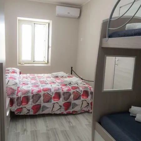 Casa Vacanza “grigio Perla” Holiday home Pachino